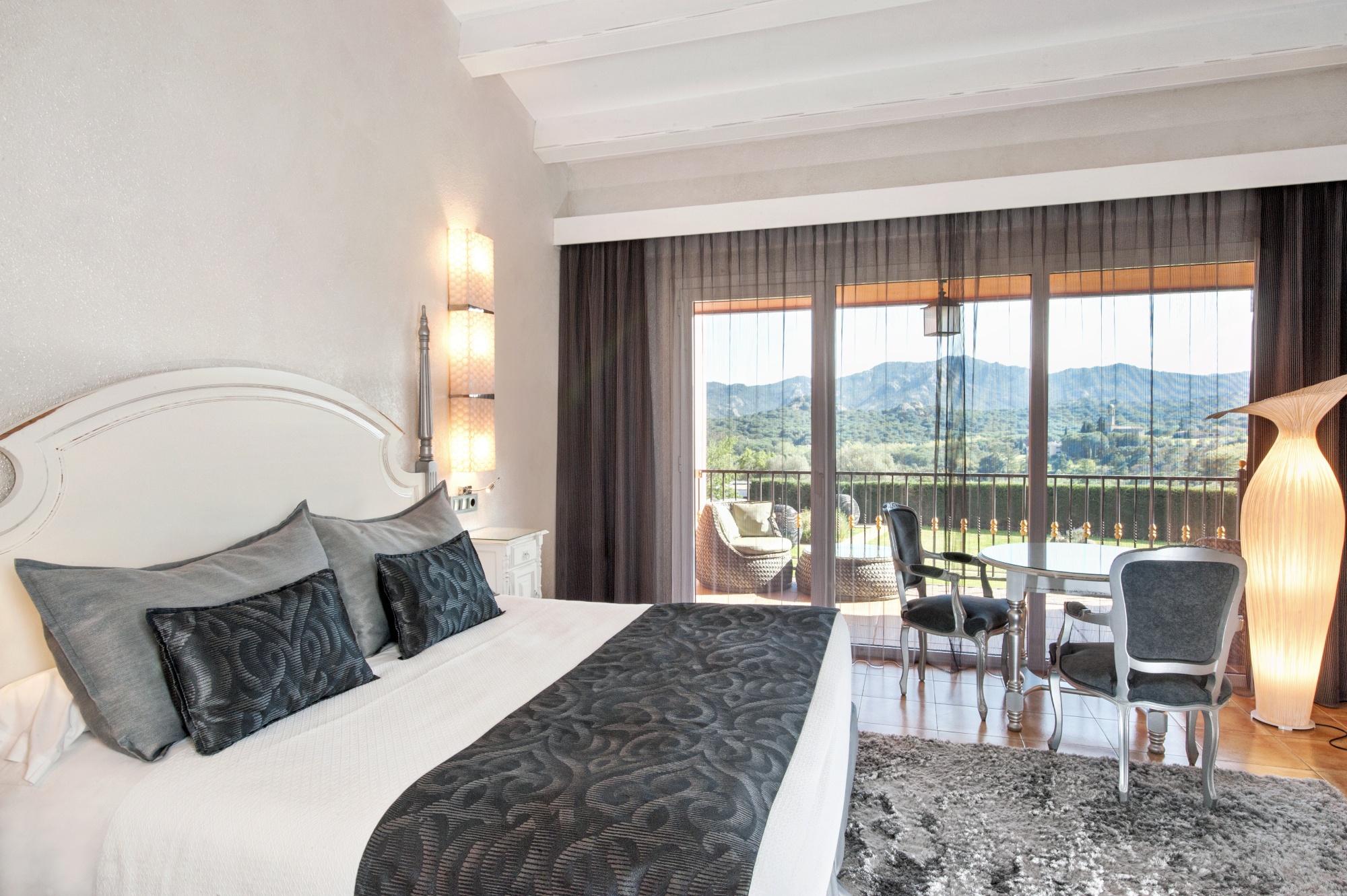 Habitación doble con terraza-Web Oficial ® Hotel Mas Tapiolas Country Lodge XGB 4971red