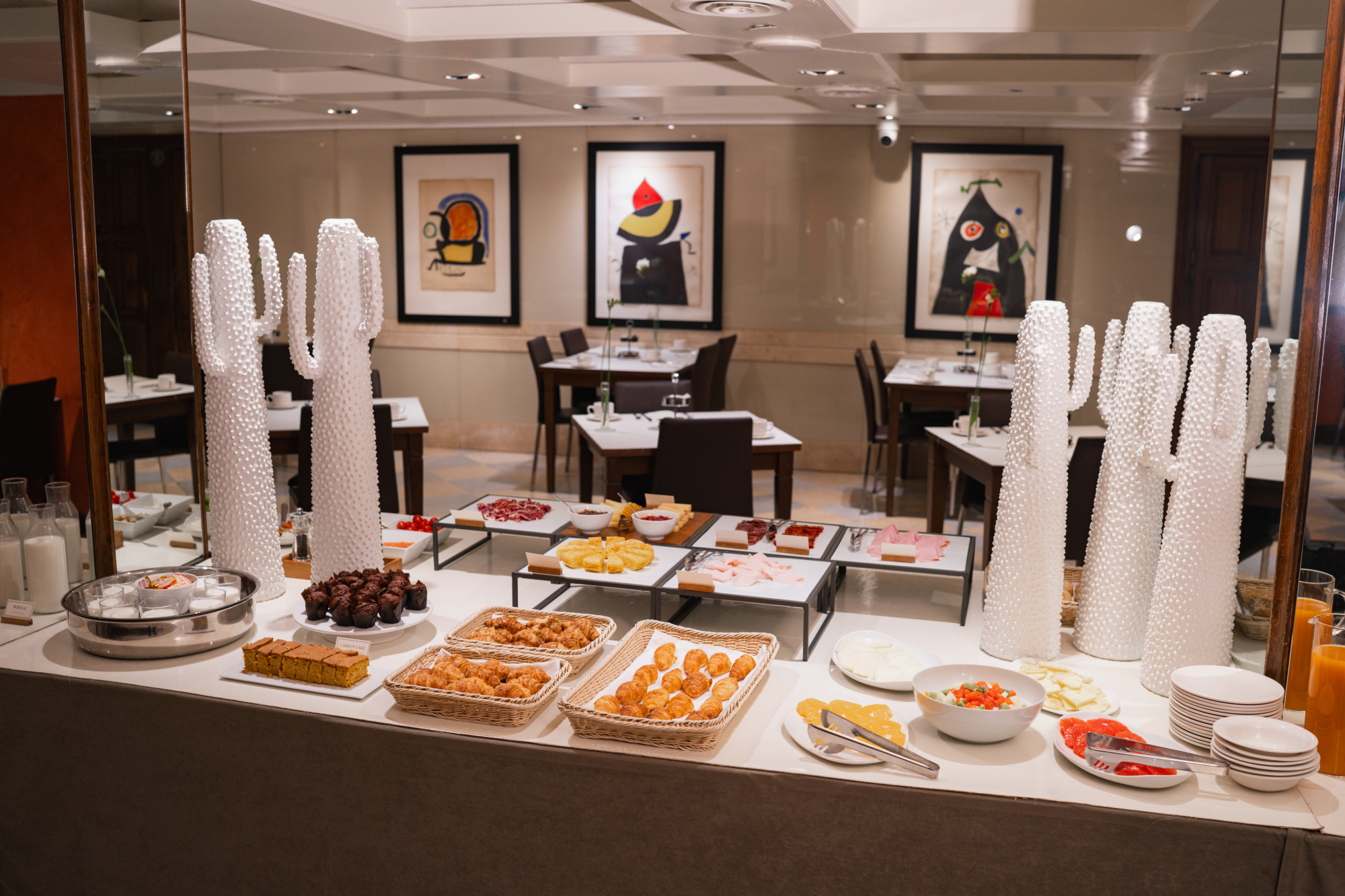 Siehe Lokal Frühstücksraum