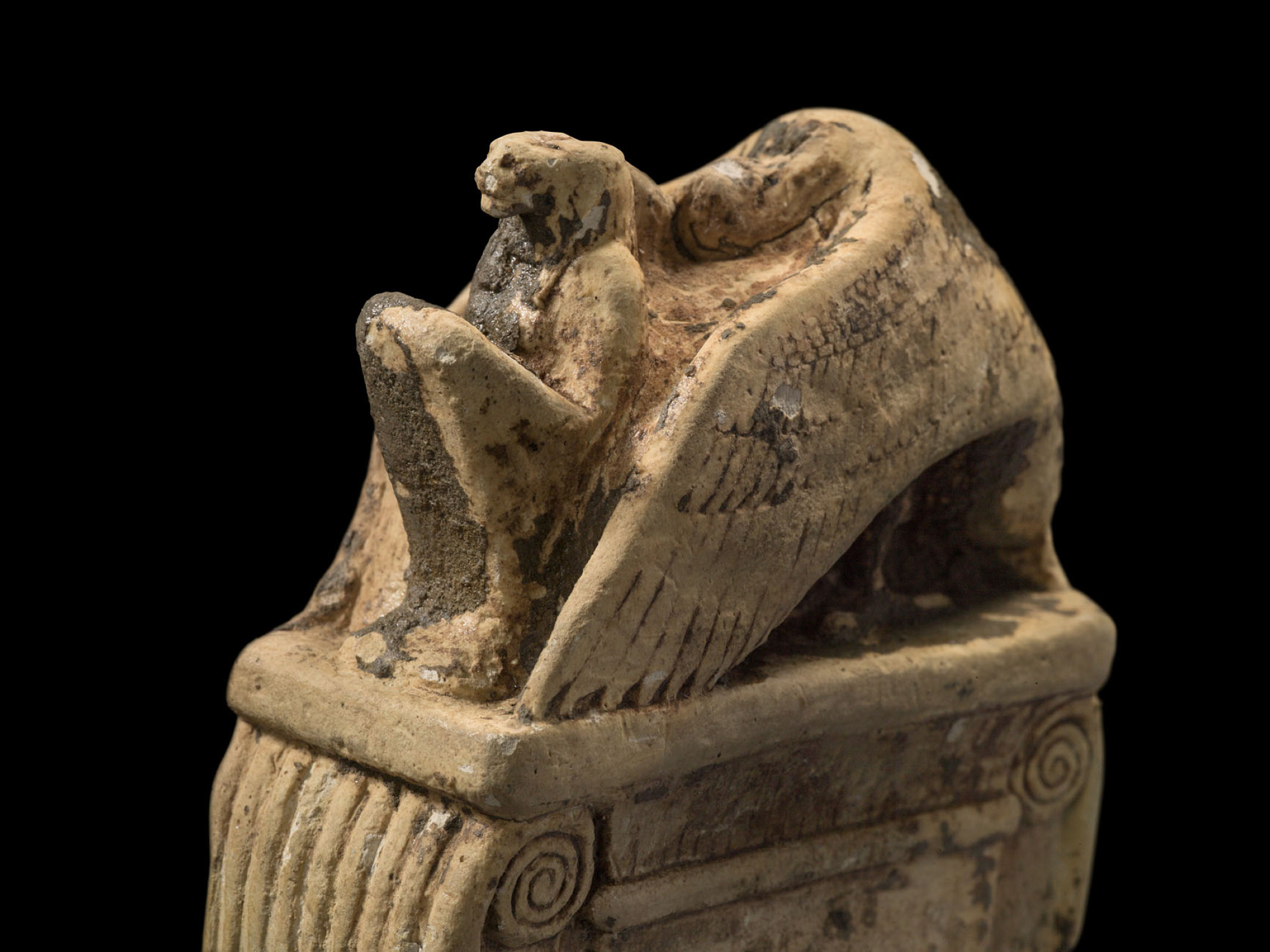 Sistre
Dinastia XXVI, regnat d’Amasis (570-526 aC)
Faiança i plata
Alçada: 40 cm
Inv.: MEB E-465