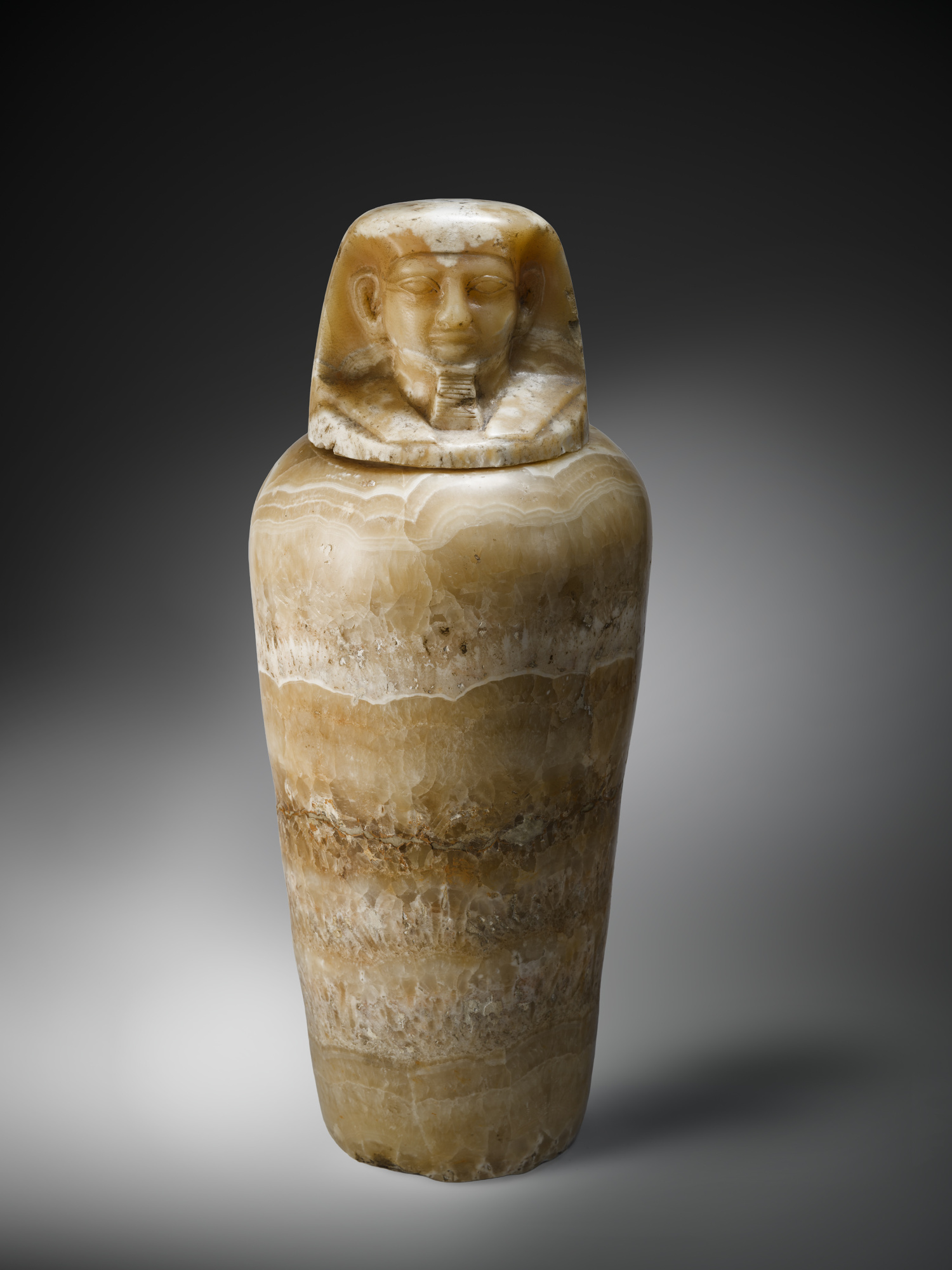 Vas cànop
Període Ptolemaic (305-30 aC)
Alabastre
Alçada: 58 cm
Inv.: MEB E-1272