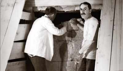 Howard carter obrint la tomba de tutankhamon