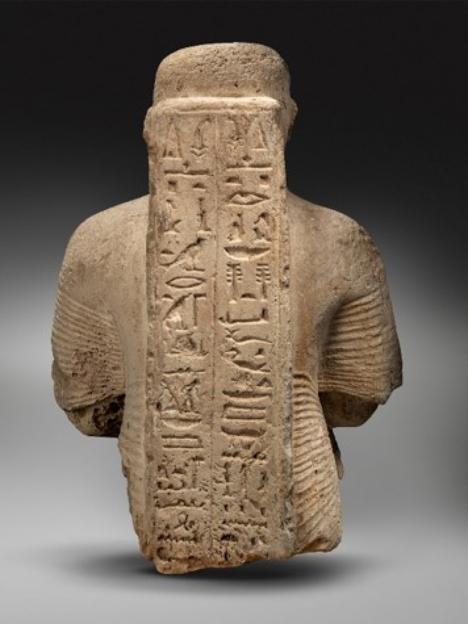 Noble ramèssida
Regne Nou, Dinastia XIX (1307-1196 aC)
Pedra calcària
Alçada: 63 cm
Inv.: MEB E-1134