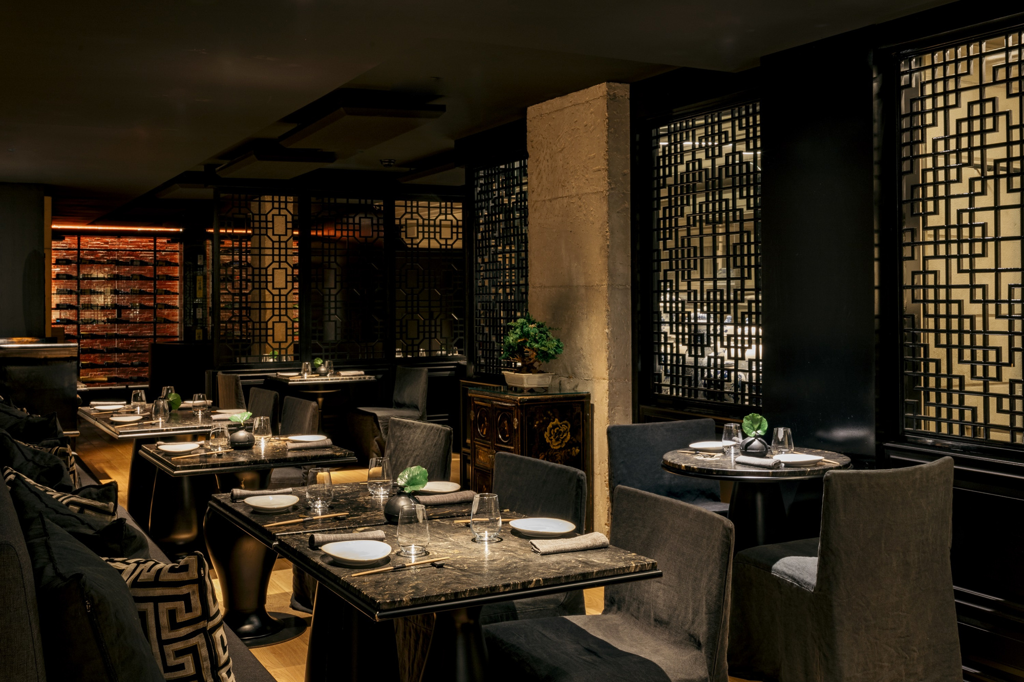 Oskuro Restaurant Sushibar