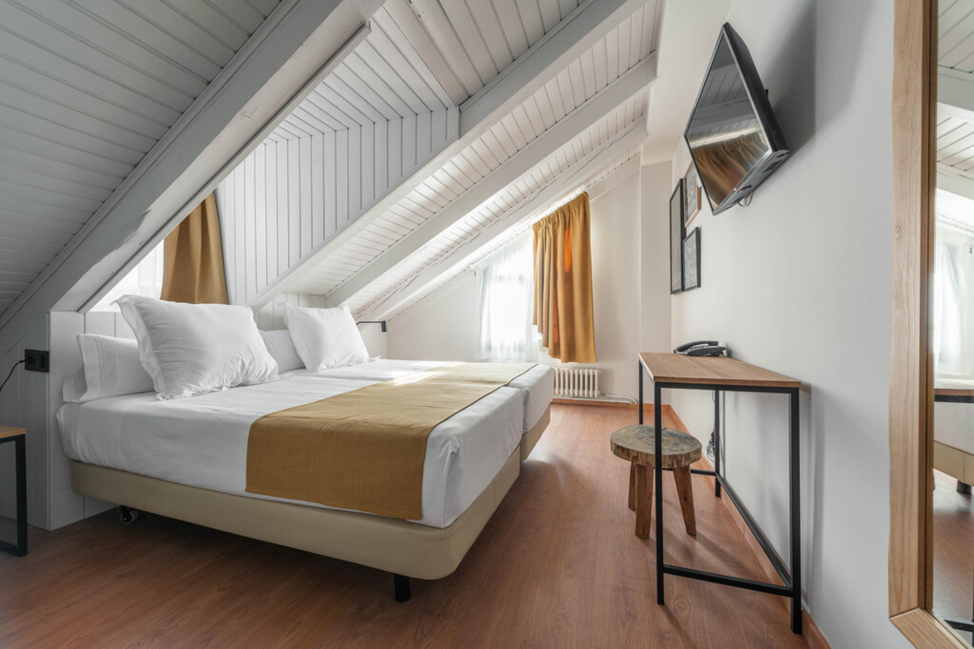 Hotel Viella Habitación Cuádruple