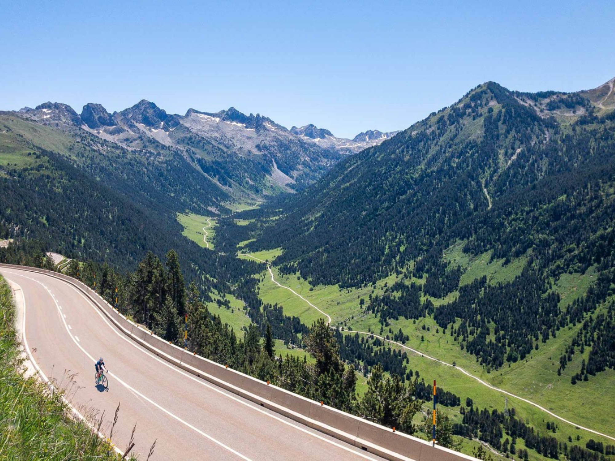 Ciclismo y senderismo en Vielha - The Origin Hotels Collection