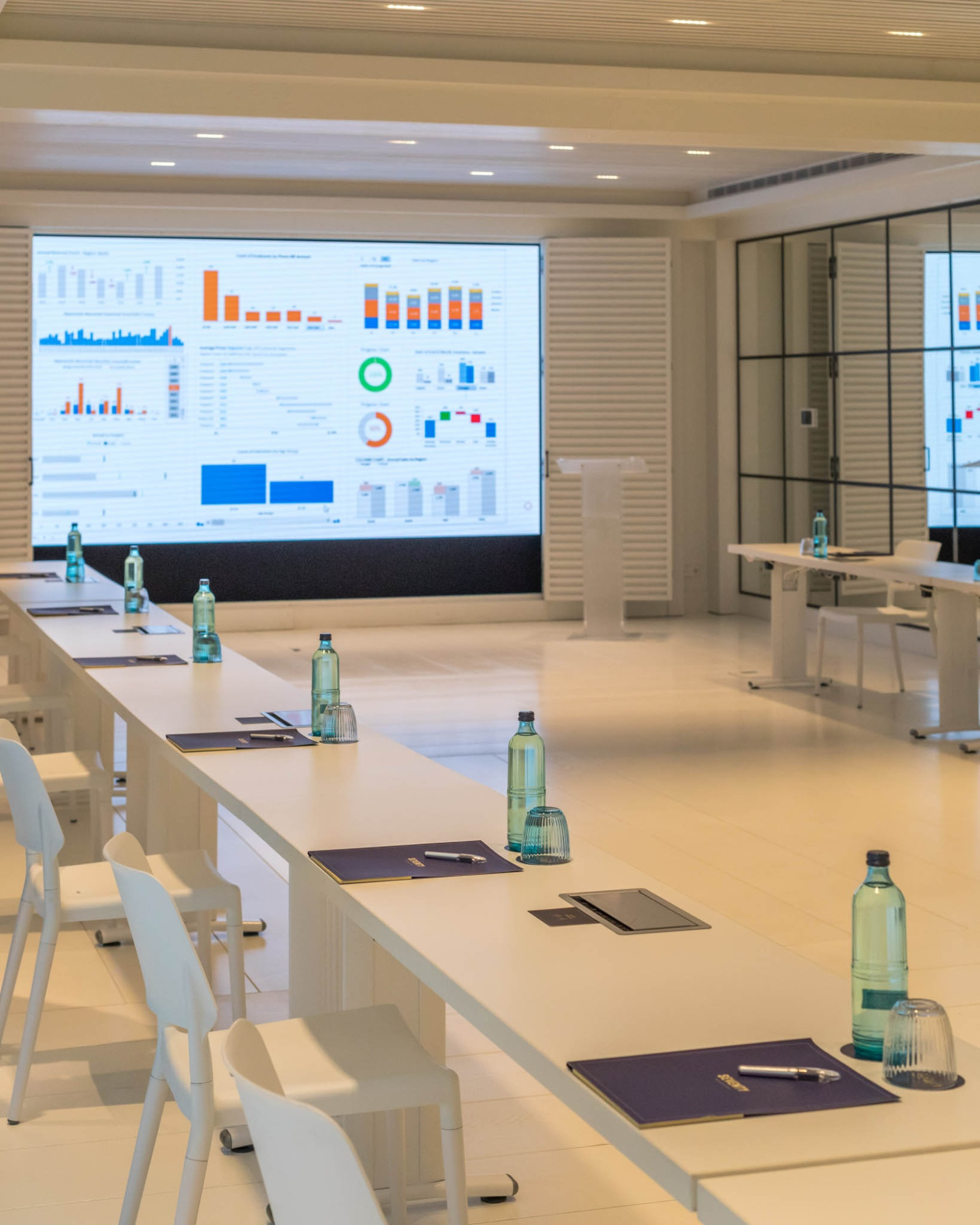 The Twins | Seventy Barcelona