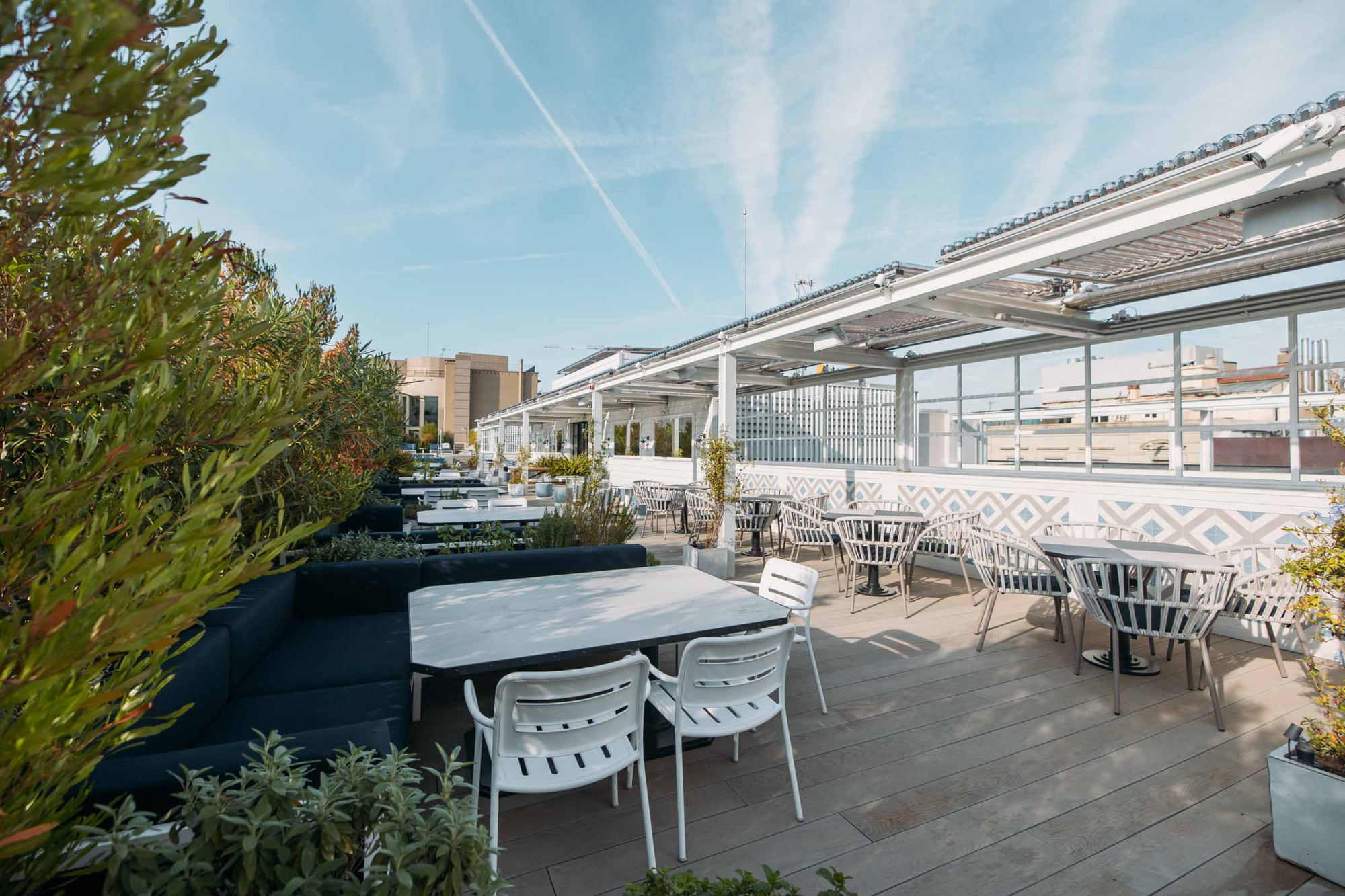 Urban Beach Club | Seventy Barcelona