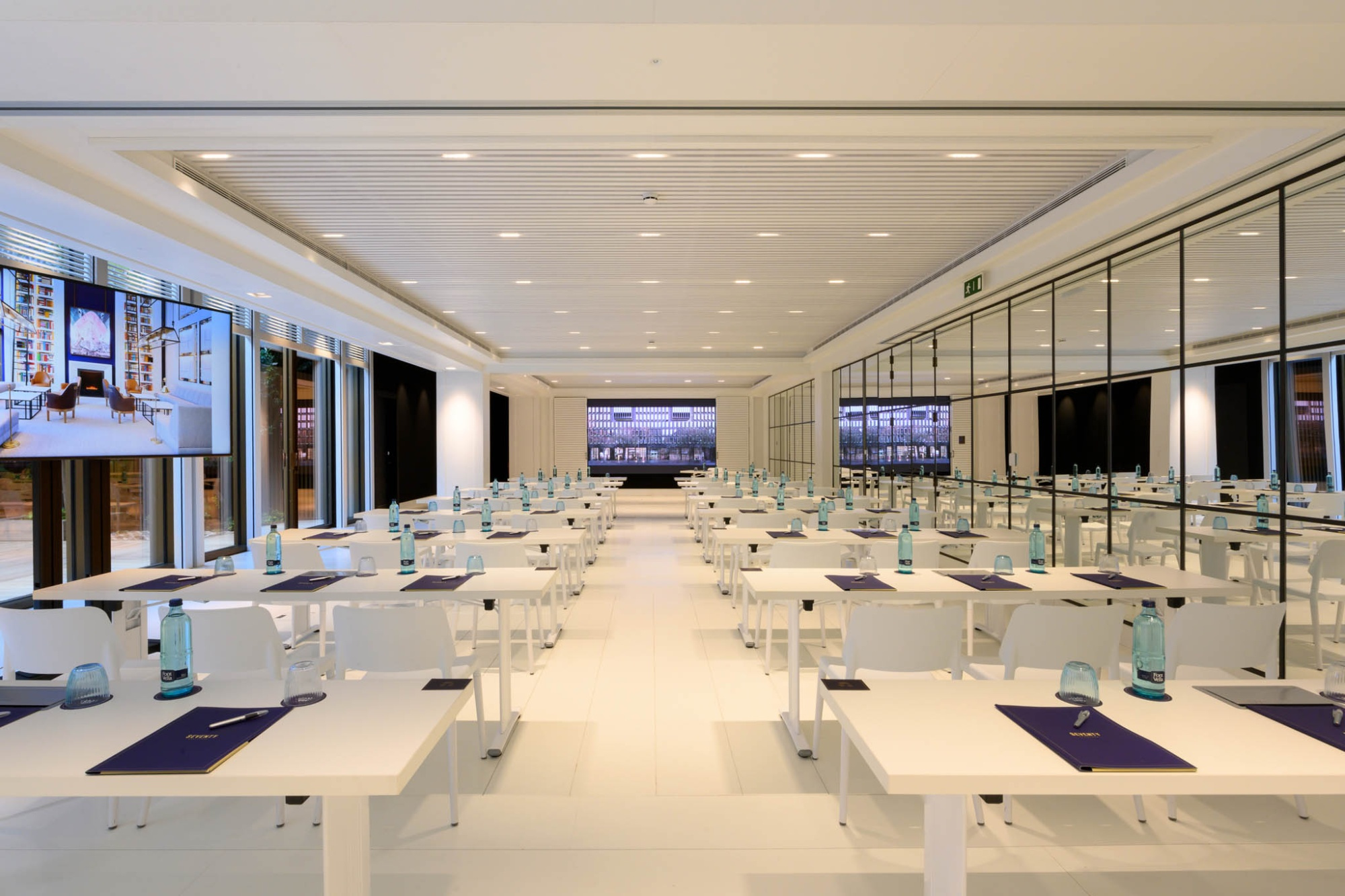 The Twins | Seventy Barcelona