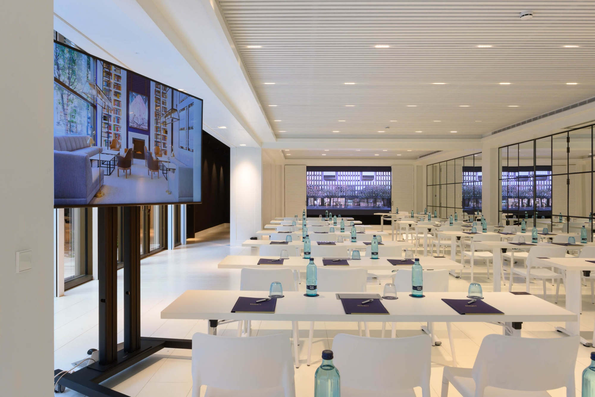 The Twins | Seventy Barcelona