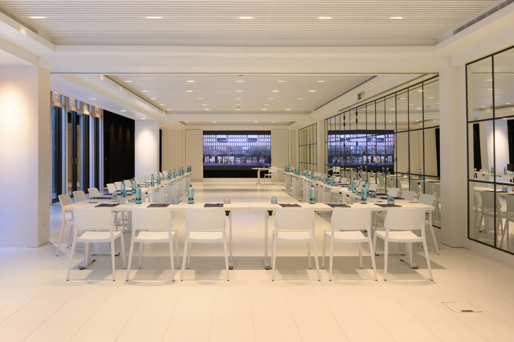 The Twin Two | Seventy Barcelona