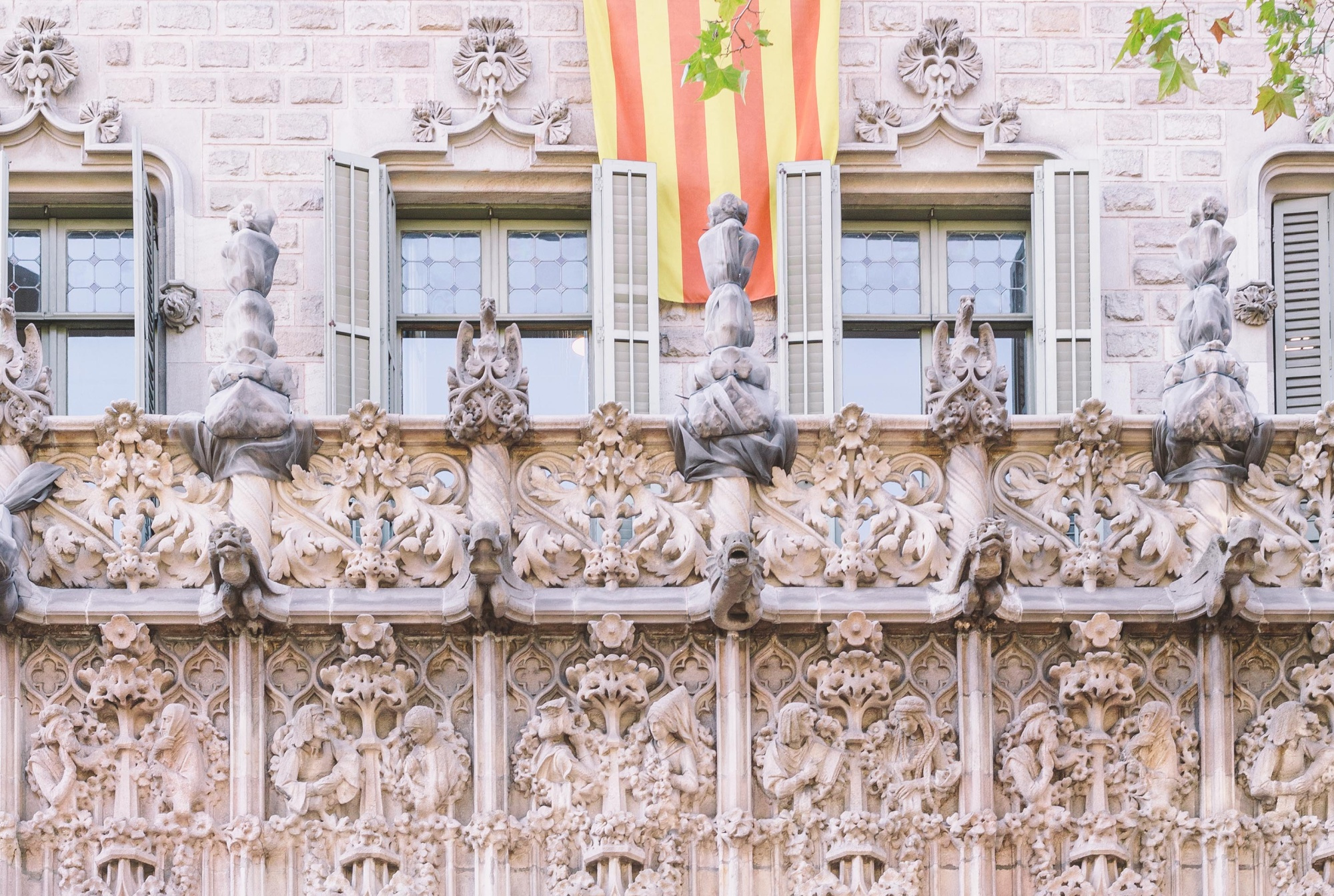 Palau Baró Quadras | Barcelona