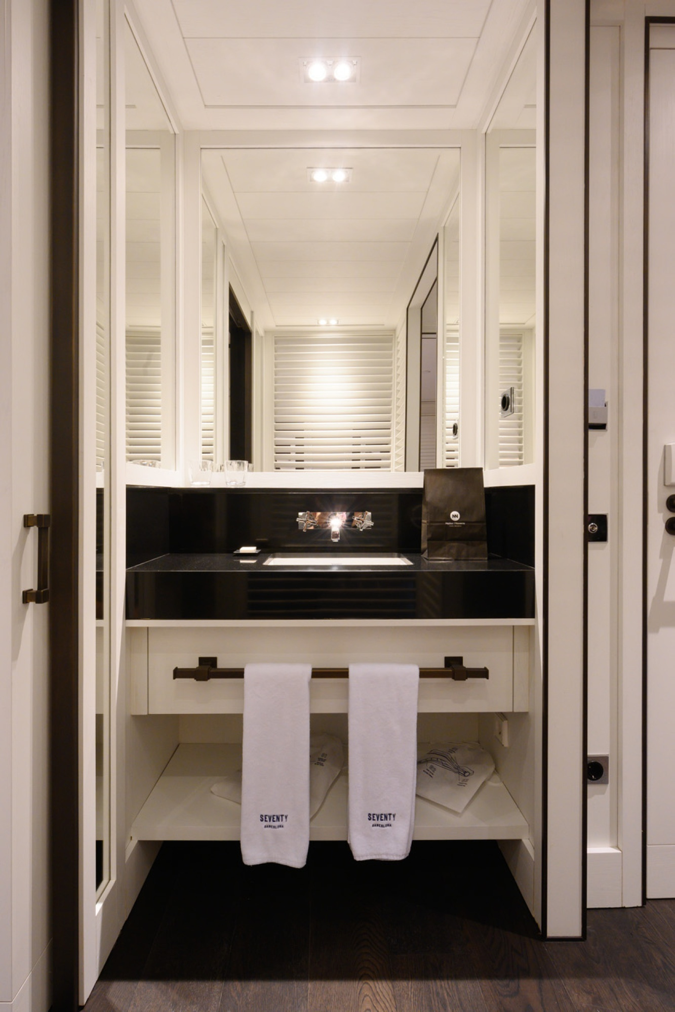 Baño - Sky Room | Barcelona