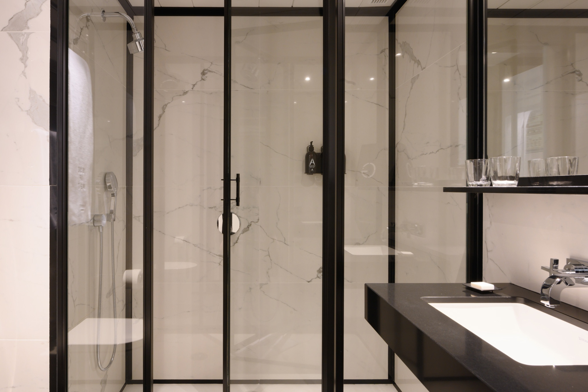 Baño - House Room | Seventy Barcelona