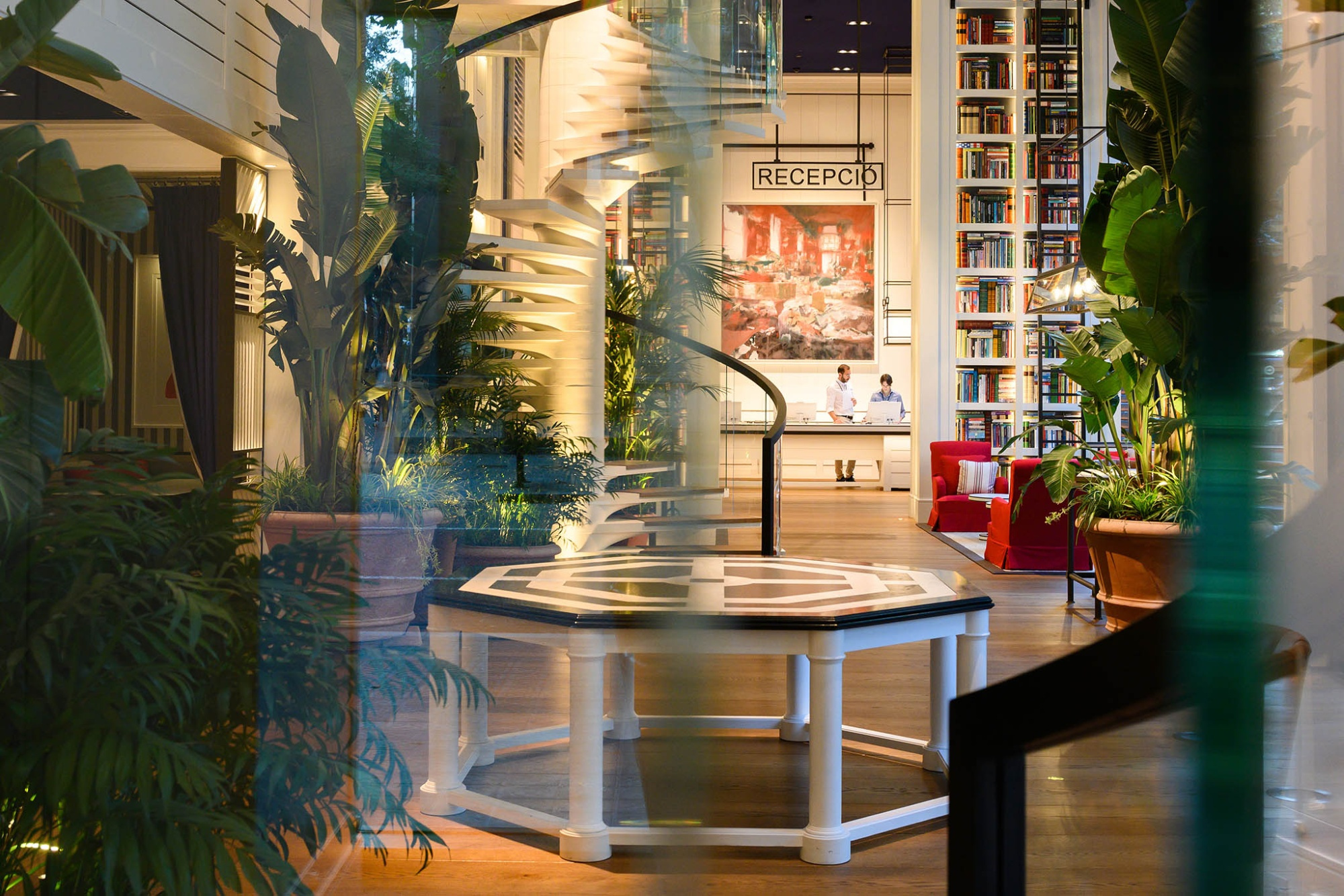 The White Hall | Seventy Barcelona