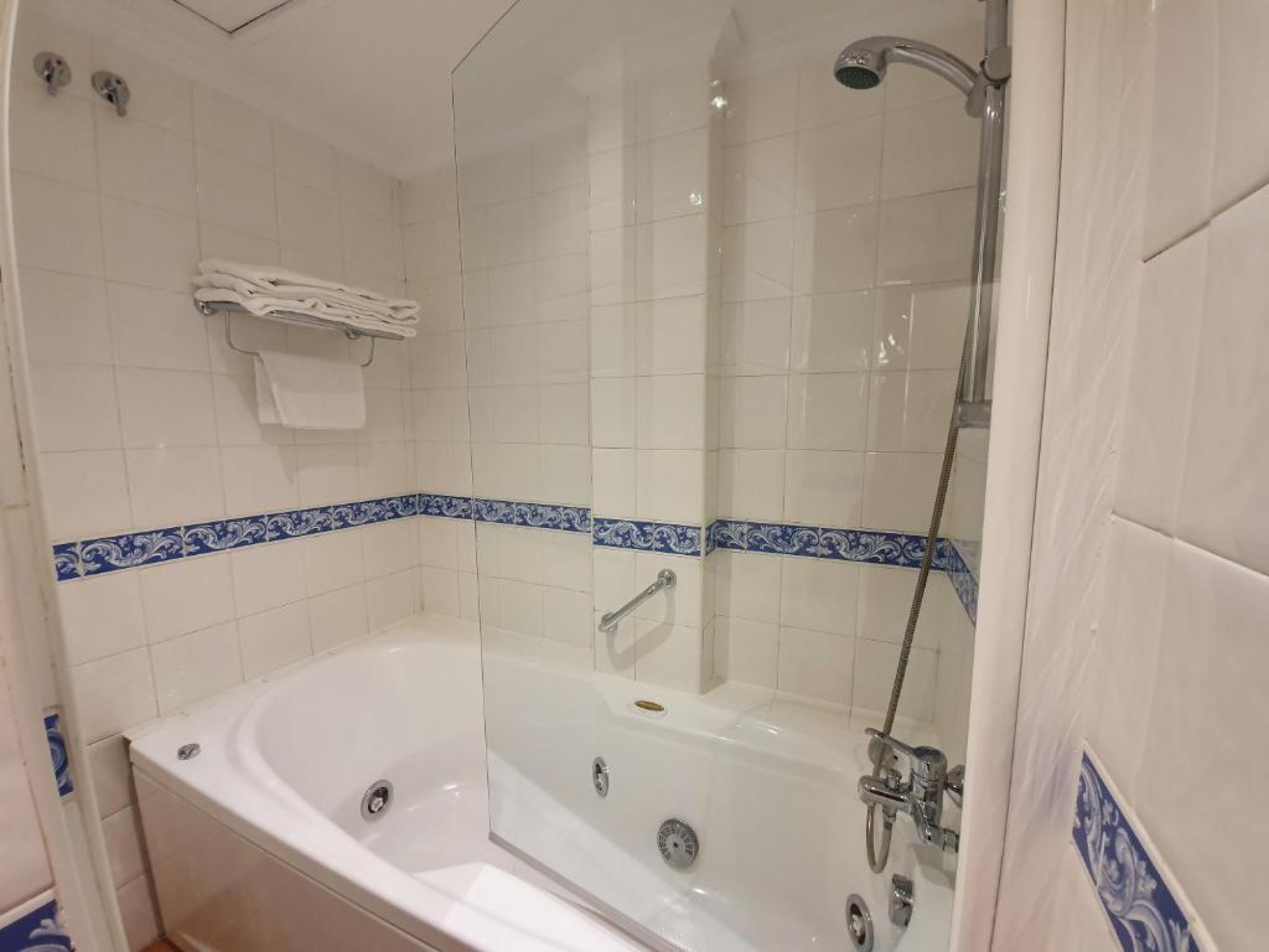 Hotel Abadía Camino de Santiago - Habitación