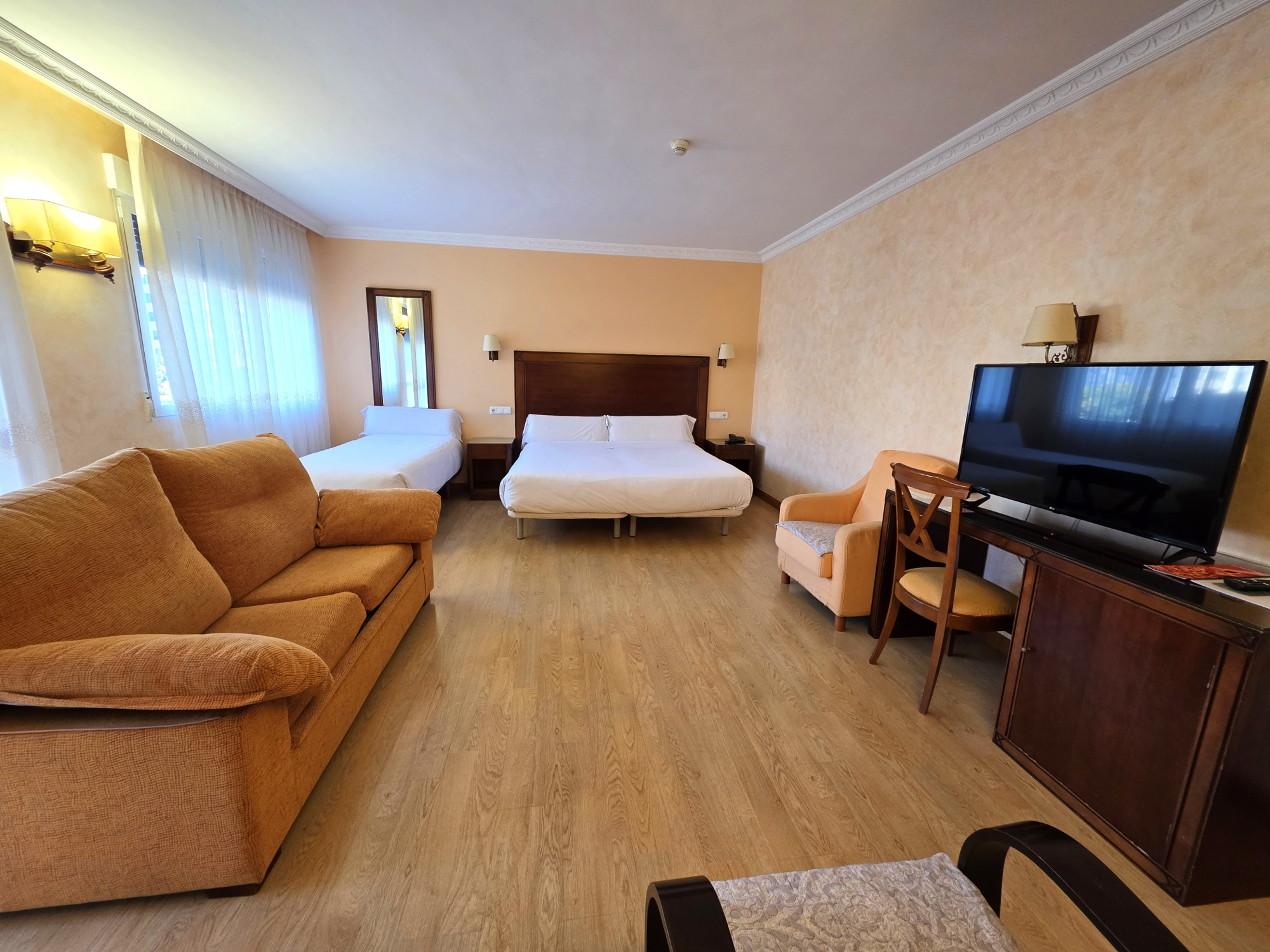 Hotel Abadía - Habitación triple superior