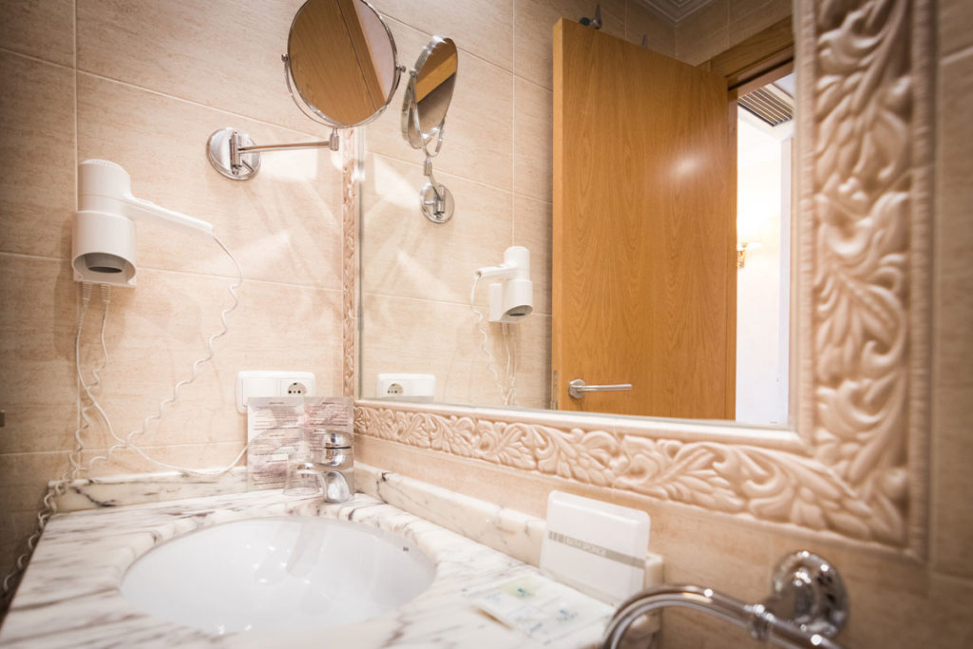 Hotel Abadía - Habitación Individual