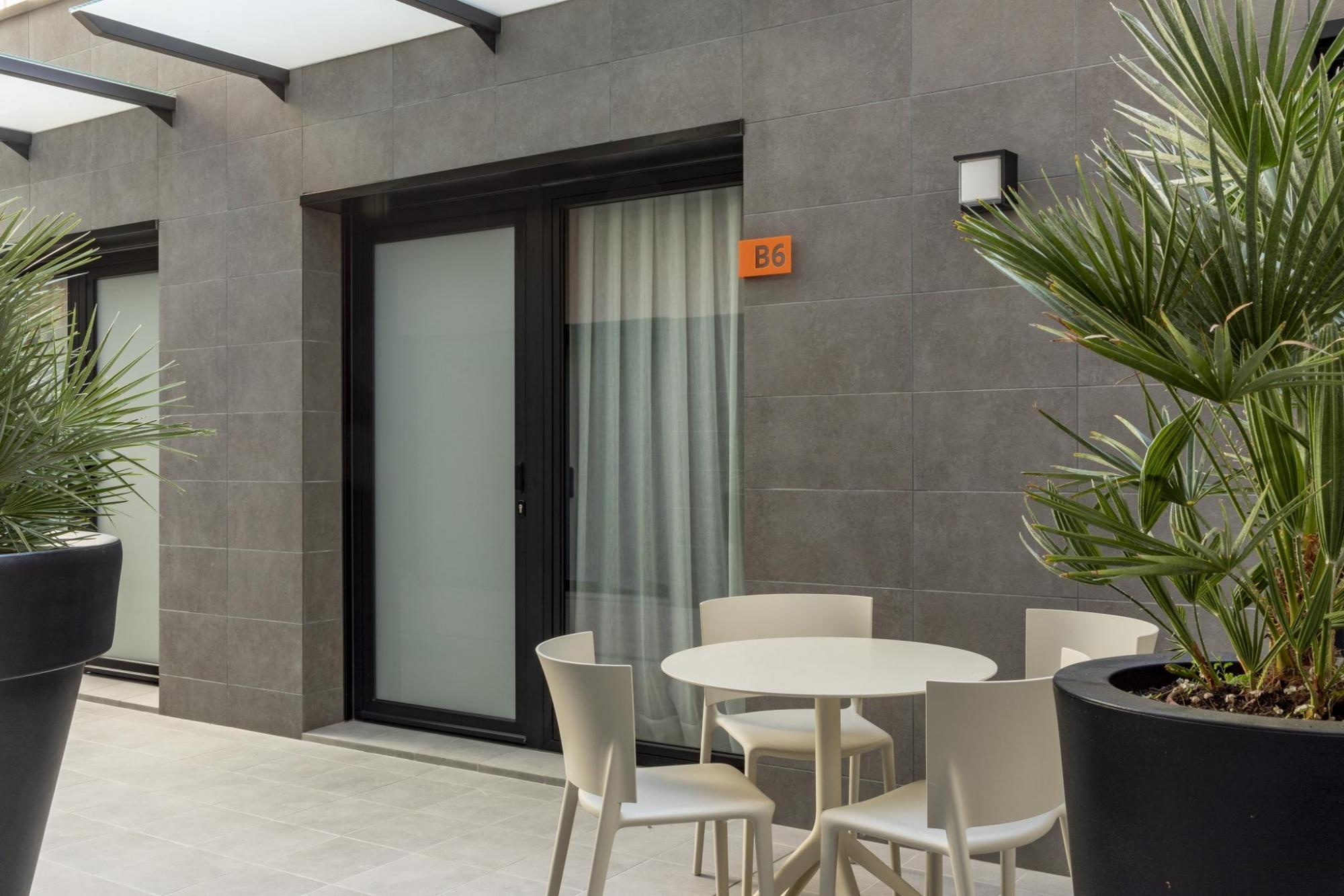 Europa Barcelona Apartment - L'Hospitalet