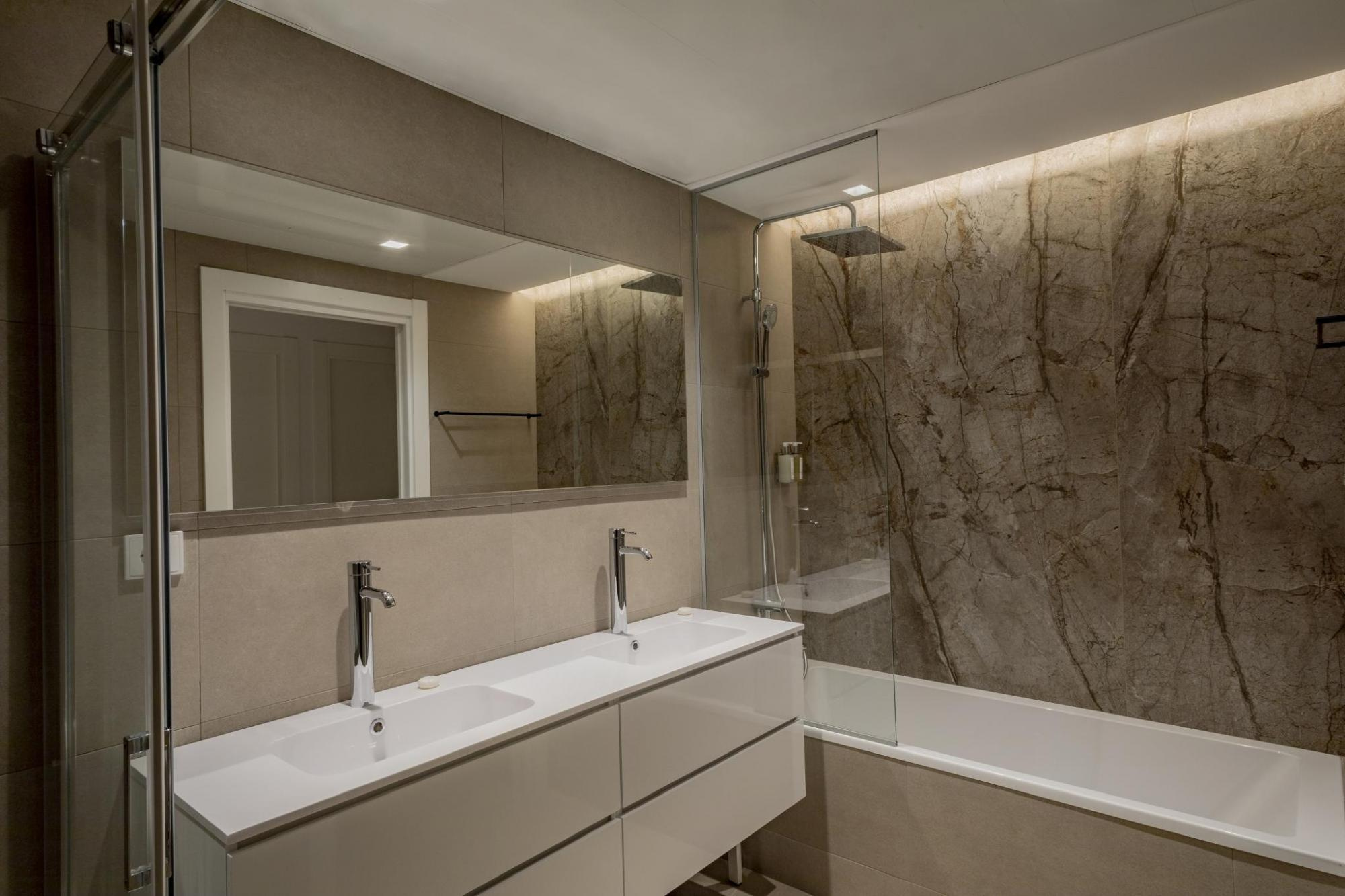 Europa Barcelona Apartment - L'Hospitalet